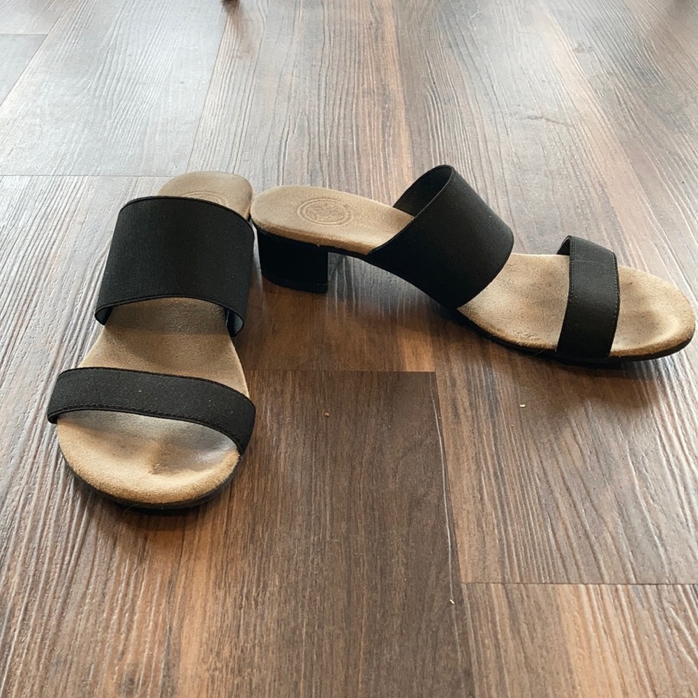 Charleston shoe company Gaillard sandal size 8